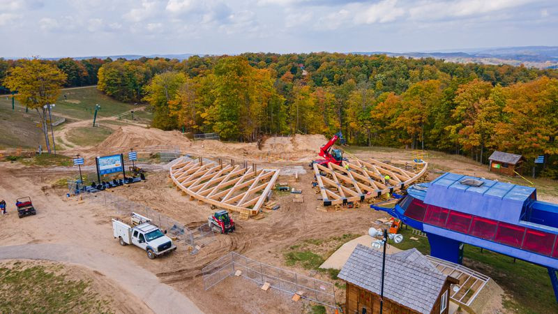 В США построят самый большой в мире подвесной деревянный мост