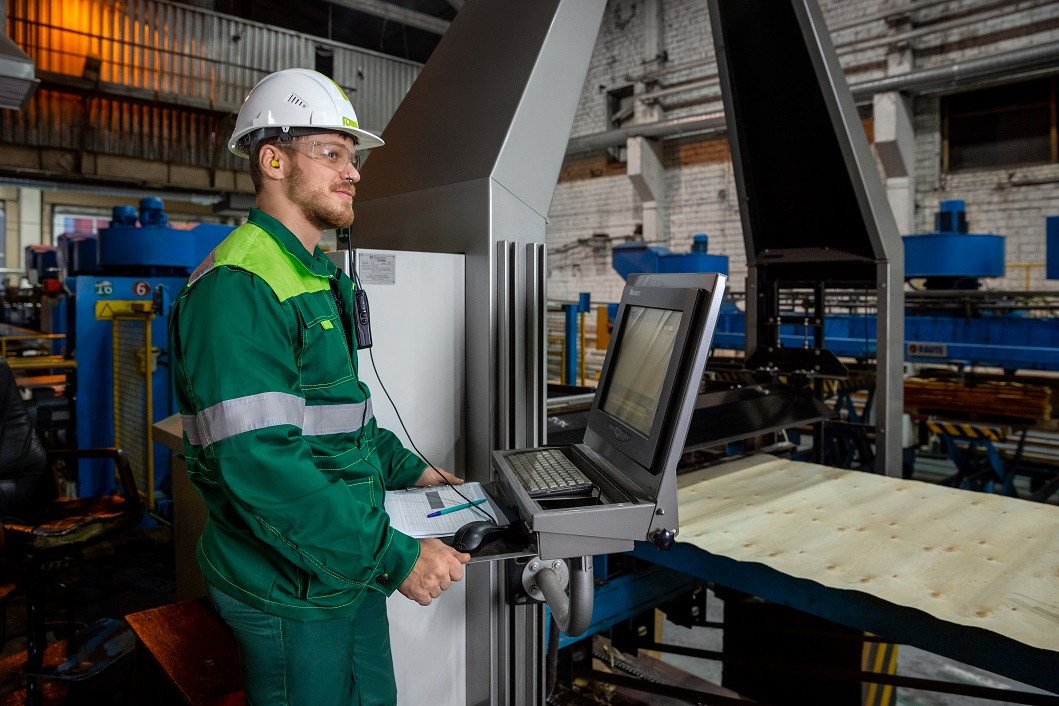 За девять месяцев &laquo;Свеза&raquo; на 8% увеличила производство фанеры