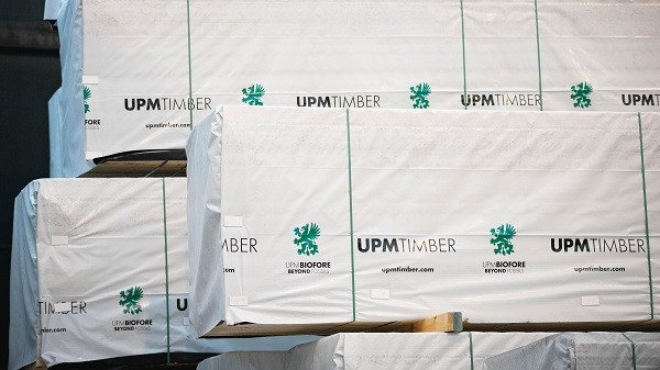 UPM Timber начнет упаковывать пиломатериалы в перерабатываемый пластик
