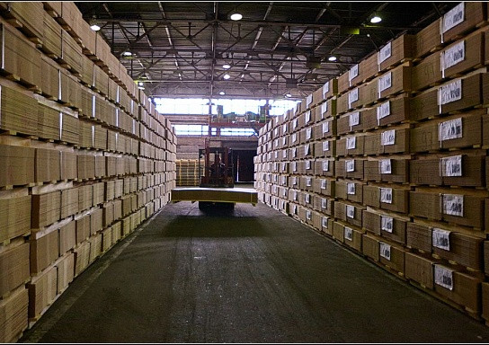 Вятский фанерный комбинат перейдет на экологичные погрузчики