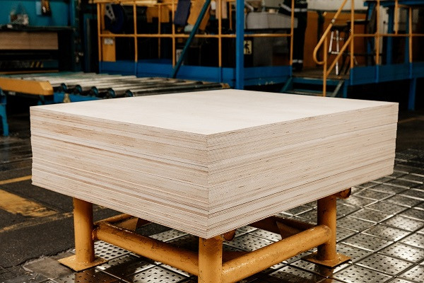 &laquo;Свеза&raquo; автоматизировала измерение влажности шпона на комбинате в Костроме