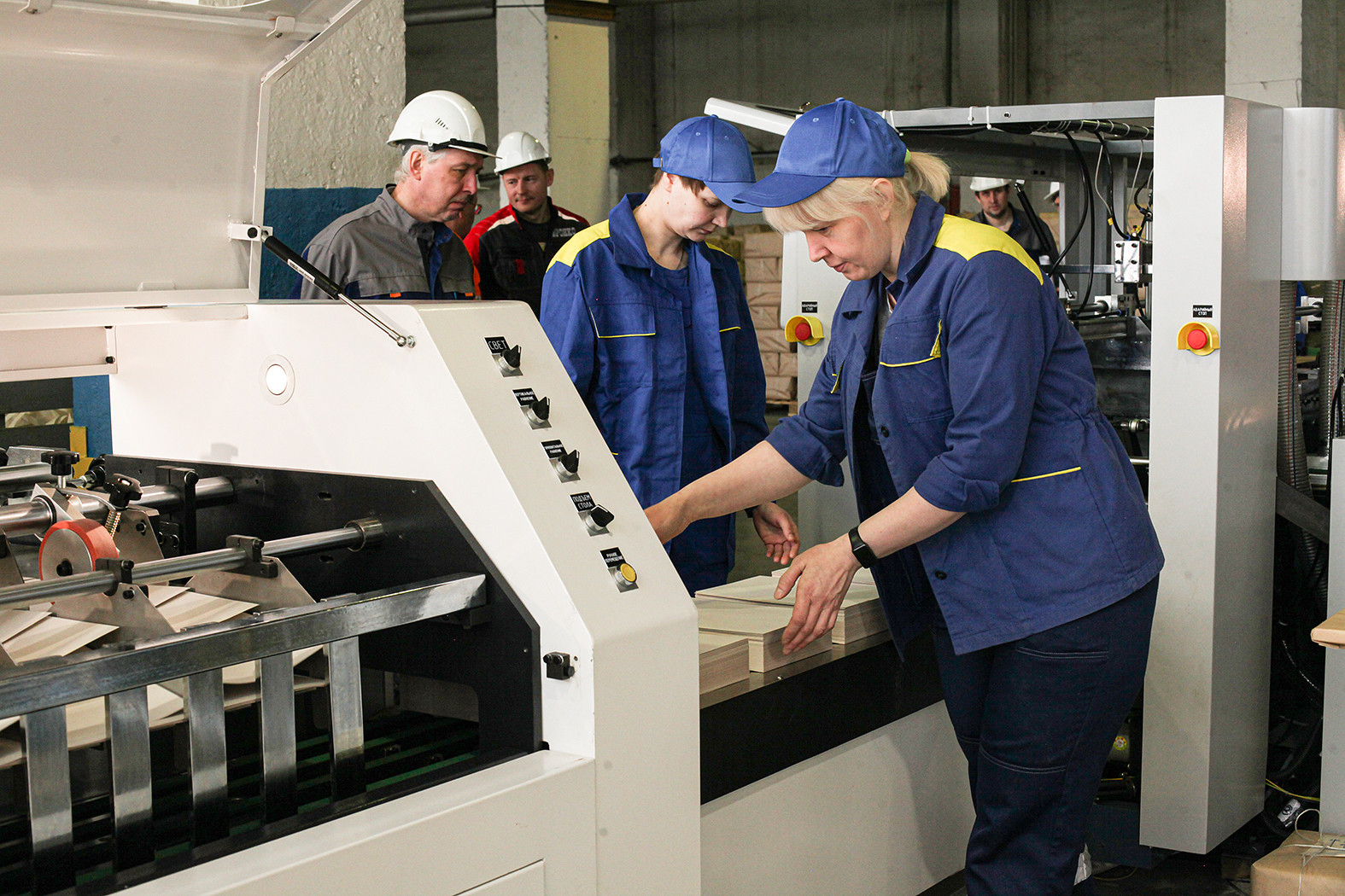 На Кондопожском ЦБК установили оборудование для производства офисной бумаги