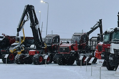В Набережных Челнах представили первые харвестеры и форвардеры &laquo;Камаз&raquo;