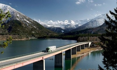 Продажи Scania в январе-марте выросли на 42% и превысили 4 млрд евро