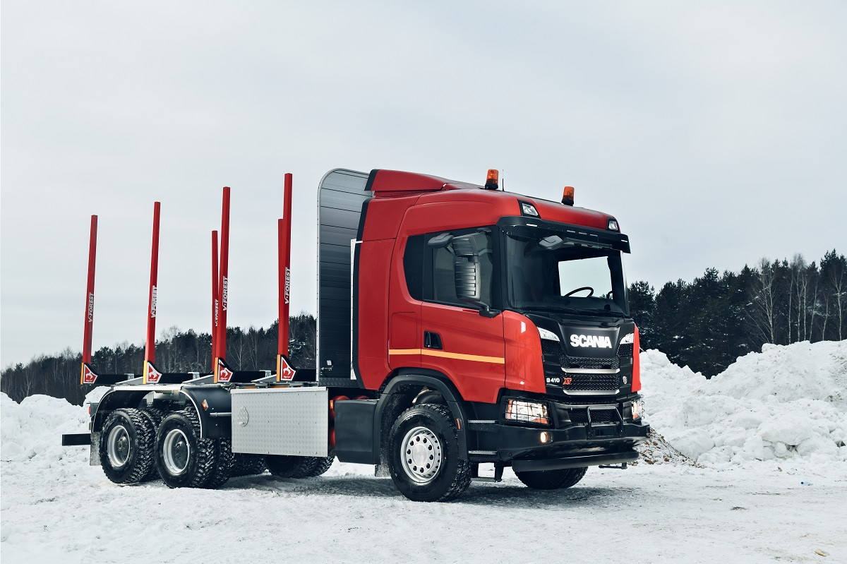 В России появился первый сортиментовоз, работающий на метане