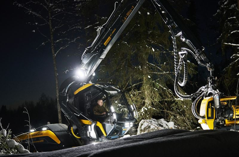 Новая кабина PONSSE Scorpion's Future Cabin удостоена престижной награды Red Dot за дизайн